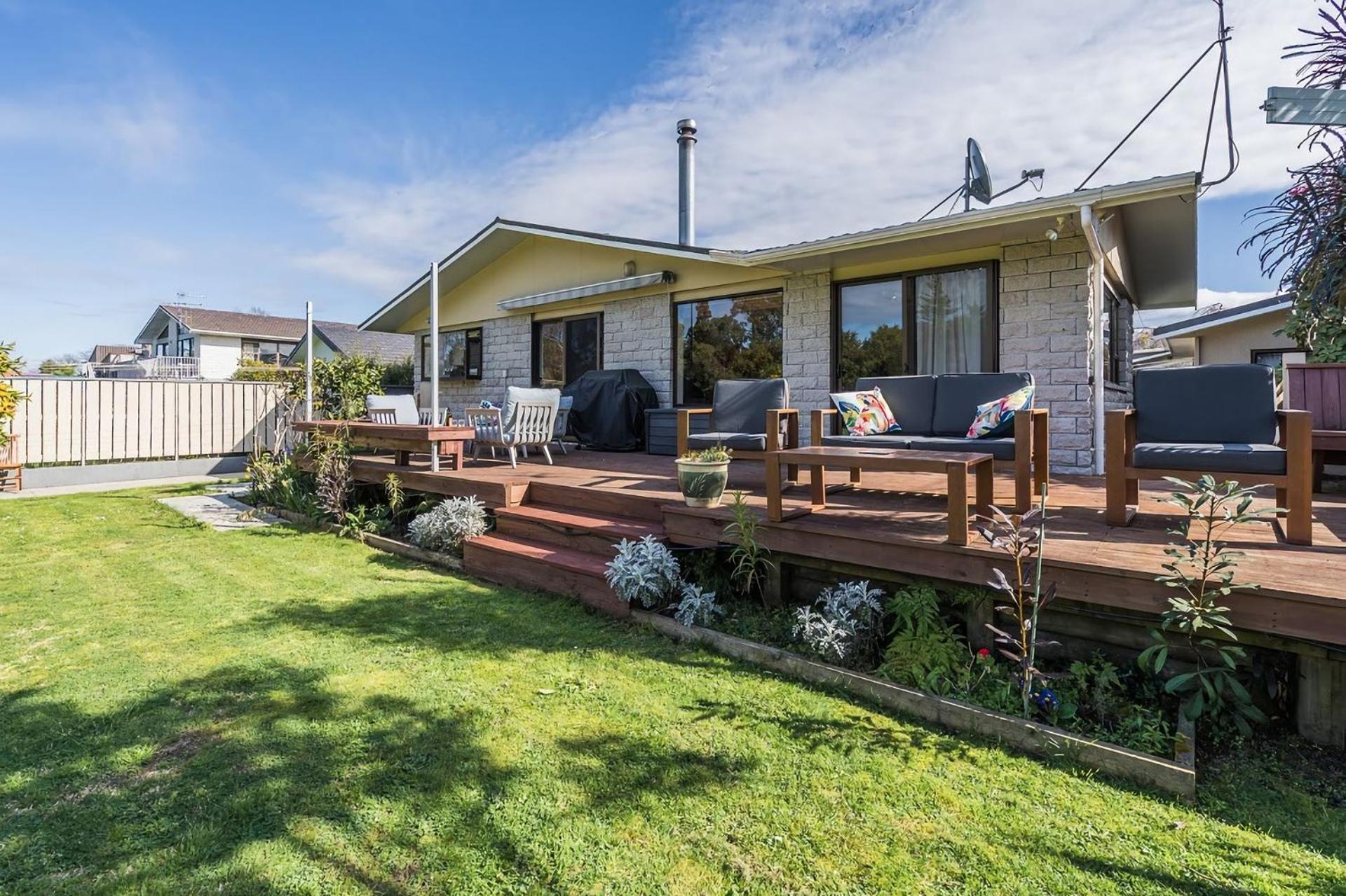 Stay And Play In Motueka Exterior photo